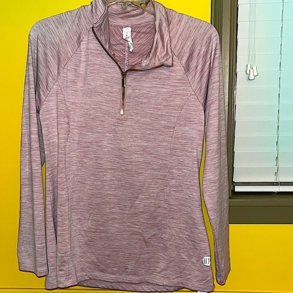Balance Collection Athletic Pullover Size Medium - Picture 2 of 6